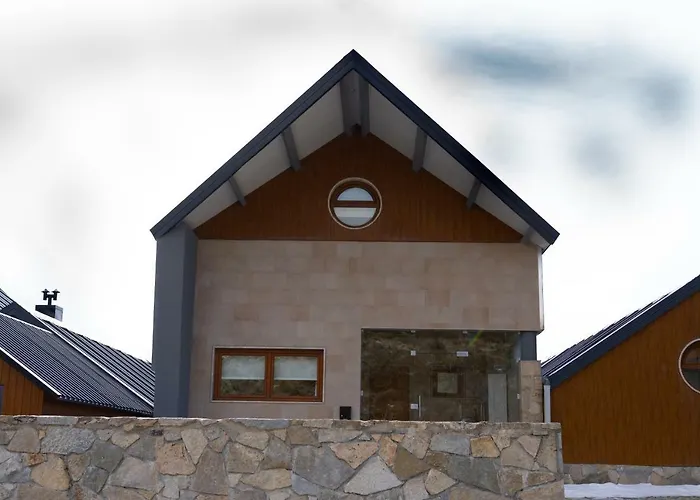 Estrela Da Serra - Local * Penhas da Saúde